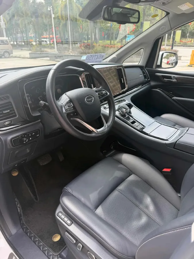 2021 GAC Trumpchi M8 2.0T 252HP L4 8AT,autocango,china used car exporter,china ev exporter,chinese used car exporter,chinese used ev exporter