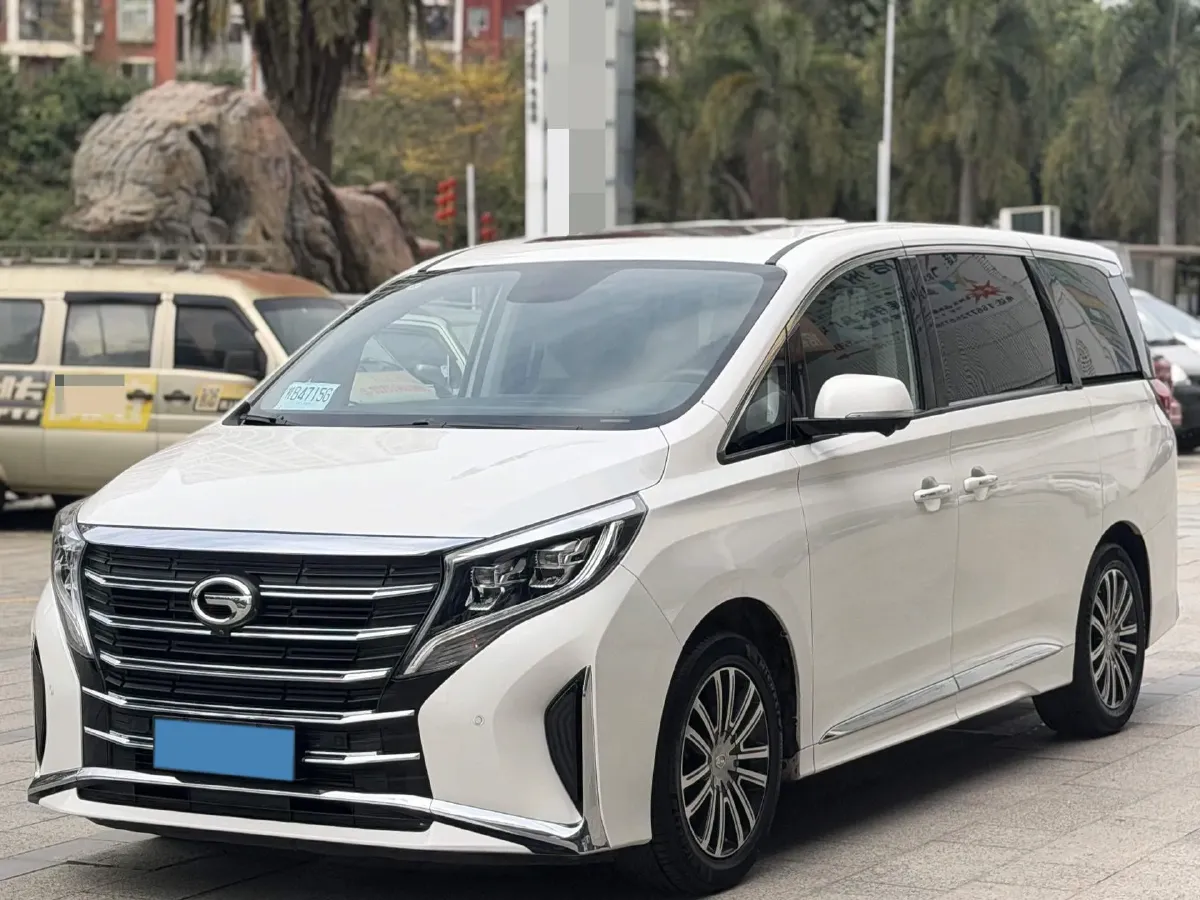 2021 GAC Trumpchi M8 2.0T 252HP L4 8AT,autocango,china used car exporter,china ev exporter,chinese used car exporter,chinese used ev exporter
