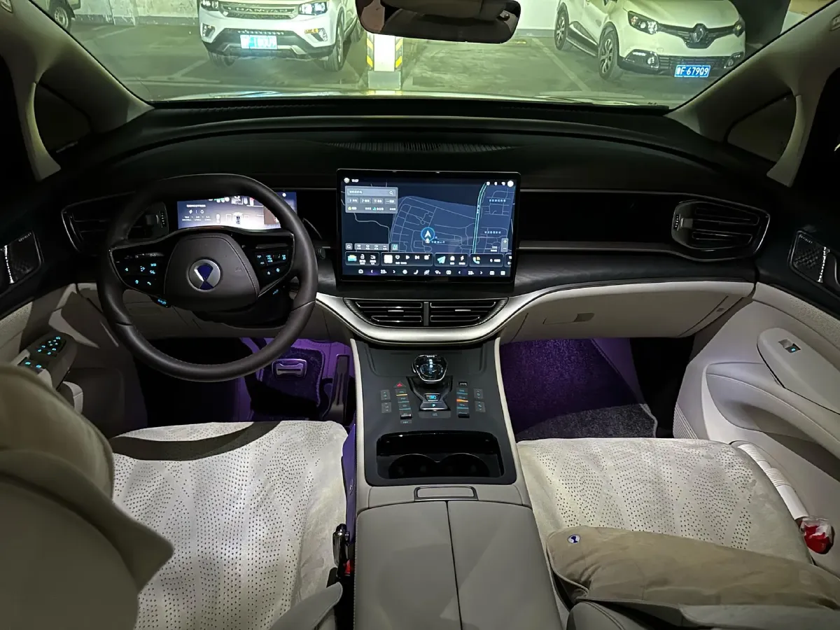 2025 Denza D9 1.5T 156HP L4 E-CVT PHEV 40KWH,autocango,china used car exporter,china ev exporter,chinese used car exporter,chinese used ev exporter