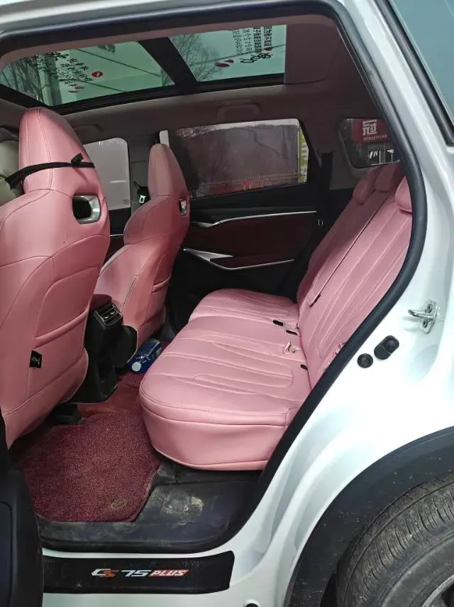 2020 ChangAn CS75 Plus 2.0T 233HP L4 8AT,autocango,china used car exporter,china ev exporter,chinese used car exporter,chinese used ev exporter