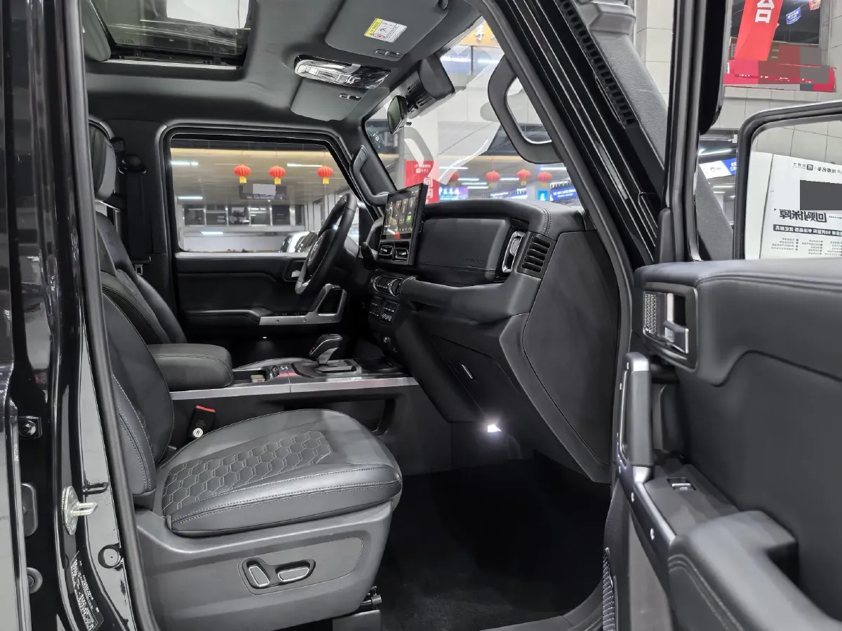 2025 212 212 T01 2.0T 252HP L4 8AT,autocango,china used car exporter,china ev exporter,chinese used car exporter,chinese used ev exporter