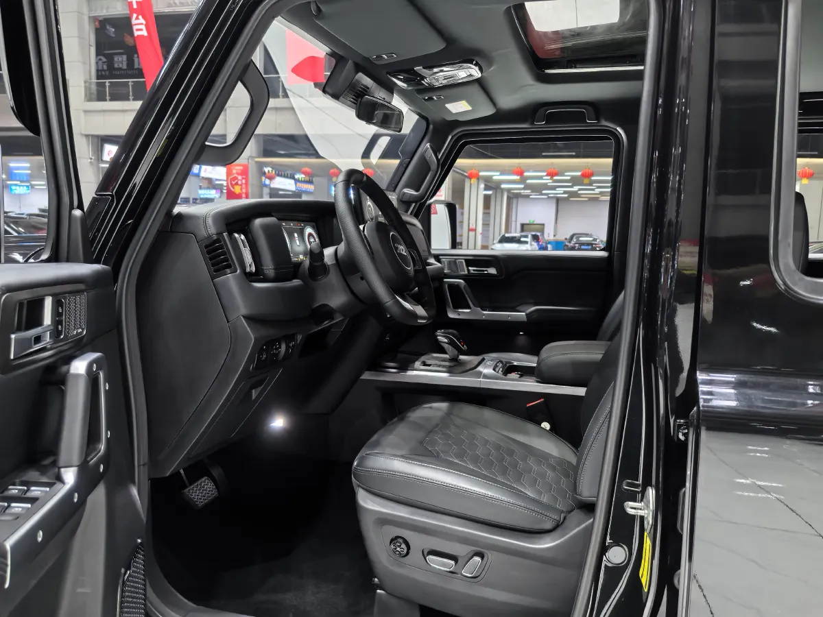 2025 212 212 T01 2.0T 252HP L4 8AT,autocango,china used car exporter,china ev exporter,chinese used car exporter,chinese used ev exporter