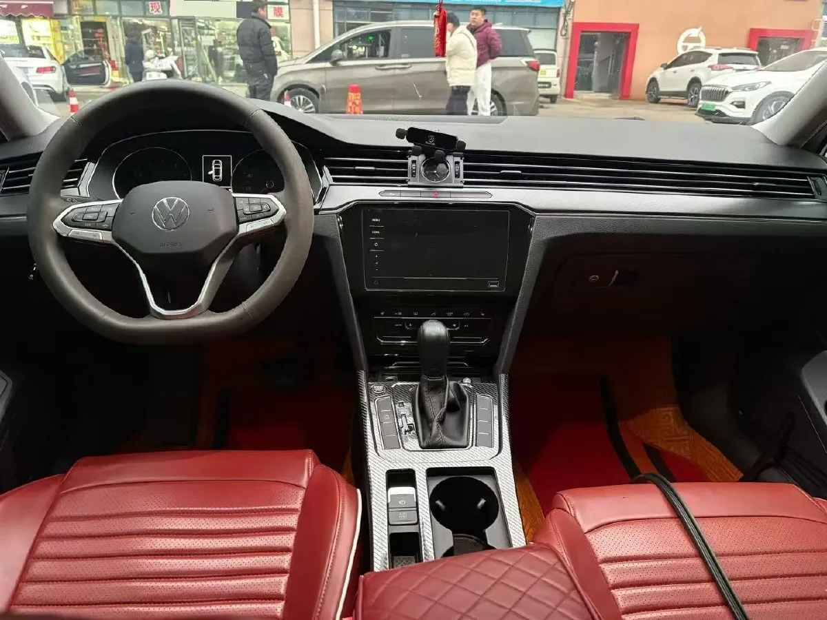 2020 Volkswagen Magotan 2.0T 186HP L4 7DCT,autocango,china used car exporter,china ev exporter,chinese used car exporter,chinese used ev exporter