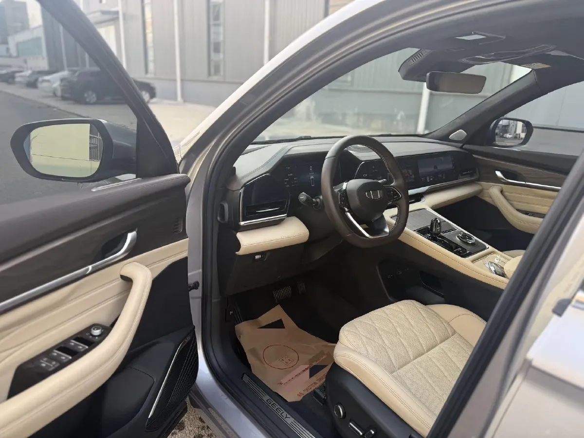 2025 Geely Monjaro 2.0T 238HP L4 8AT,autocango,china used car exporter,china ev exporter,chinese used car exporter,chinese used ev exporter