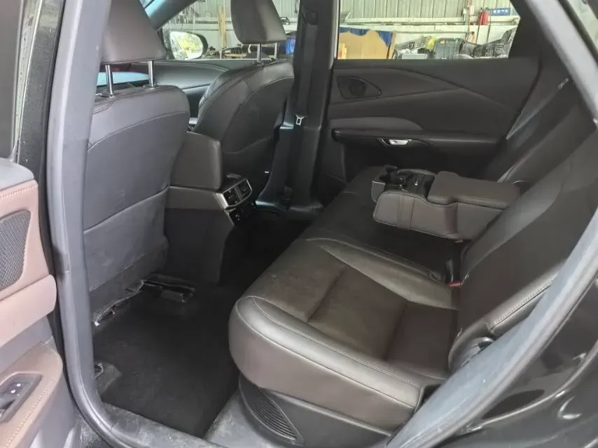 2023 Lexus RX 2.5L 189HP L4 E-CVT Hybrid,autocango,china used car exporter,china ev exporter,chinese used car exporter,chinese used ev exporter