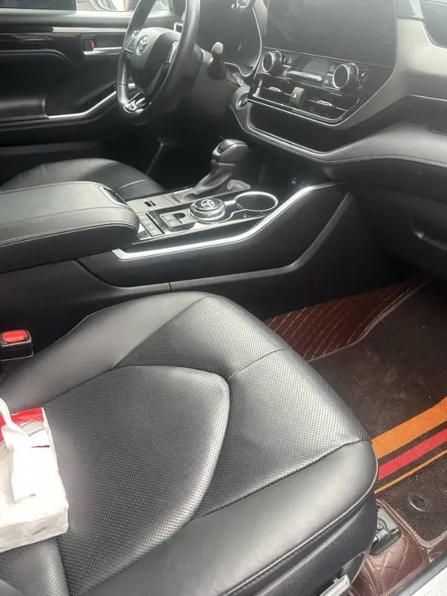 2023 Toyota Highlander 2.5L 189HP L4 E-CVT Hybrid,autocango,china used car exporter,china ev exporter,chinese used car exporter,chinese used ev exporter