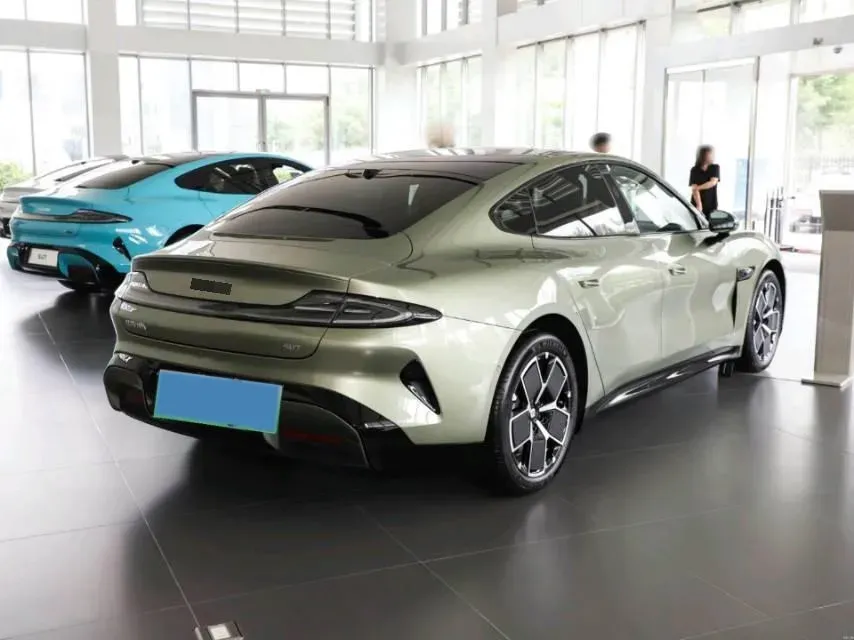 2024 MI SU7 BEV 73.6KWH,autocango,china used car exporter,china ev exporter,chinese used car exporter,chinese used ev exporter