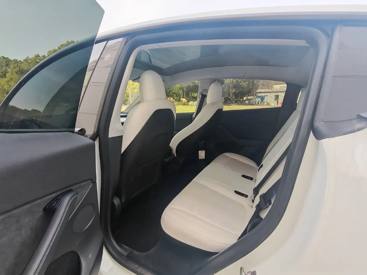 2021 Tesla Model Y BEV 76.8KWH,autocango,china used car exporter,china ev exporter,chinese used car exporter,chinese used ev exporter