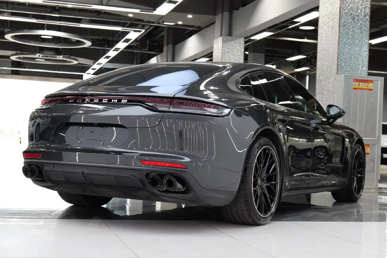 2021 Porsche Panamera 2.9T 330HP V6 8DCT,autocango,china used car exporter,china ev exporter,chinese used car exporter,chinese used ev exporter