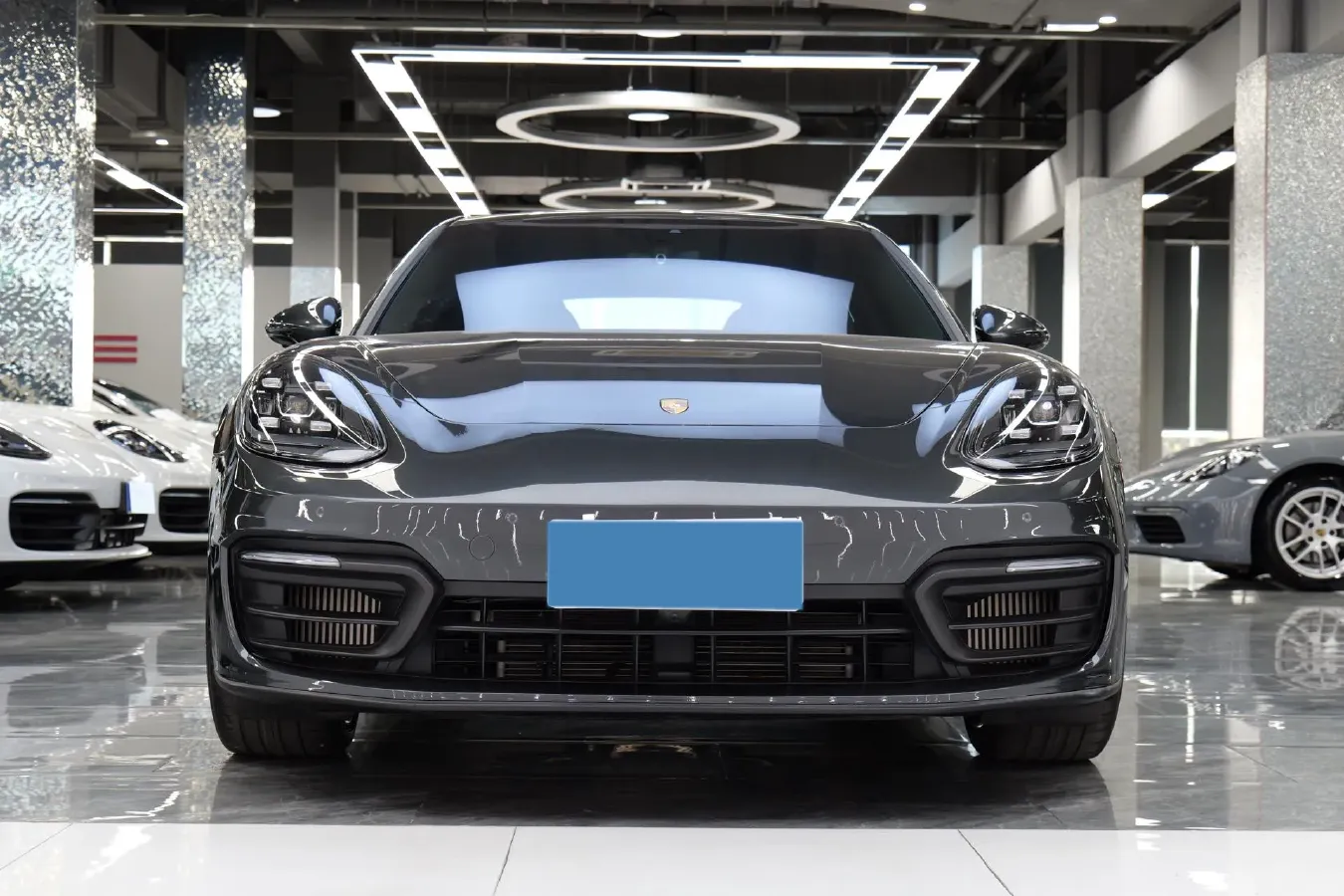 2021 Porsche Panamera 2.9T 330HP V6 8DCT,autocango,china used car exporter,china ev exporter,chinese used car exporter,chinese used ev exporter
