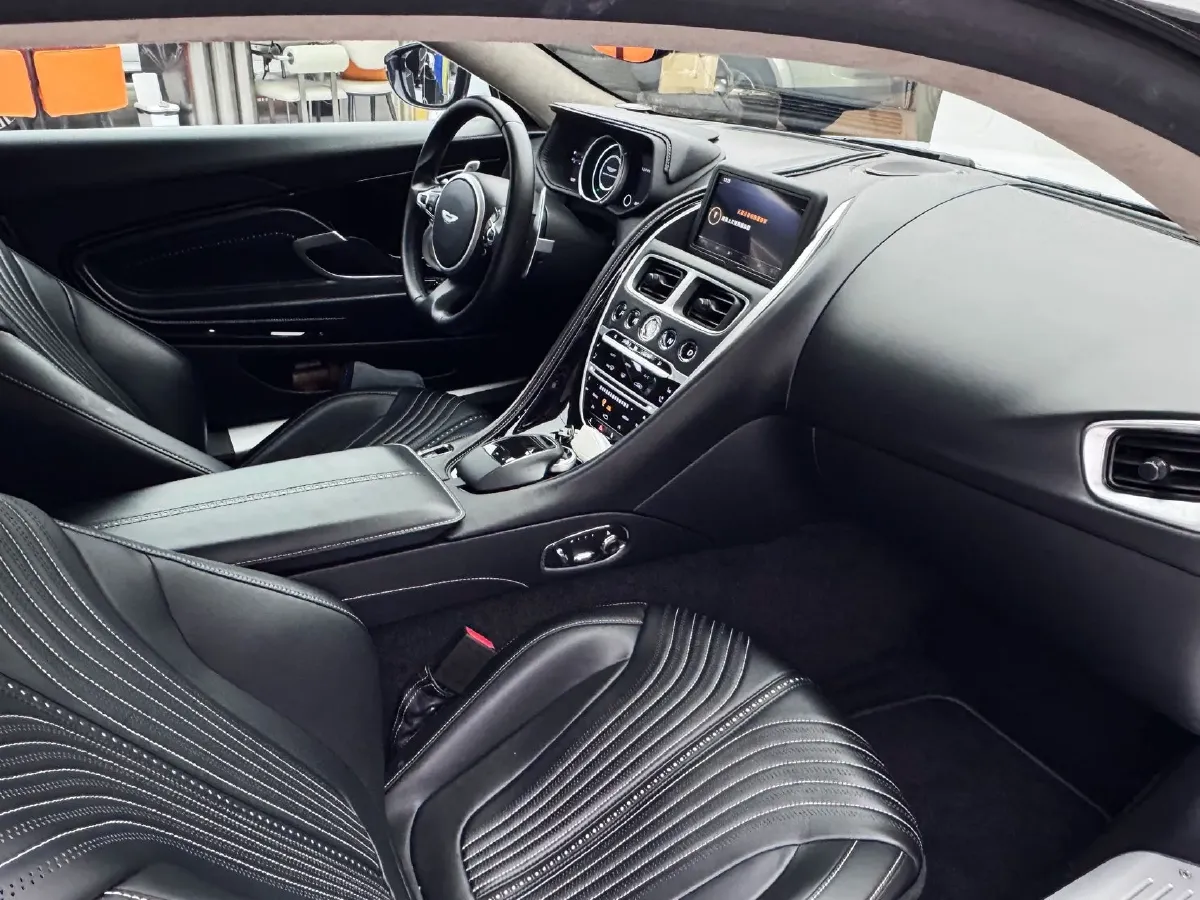 2019 Aston Martin DB11 4.0T 510HP V8 8AT,autocango,china used car exporter,china ev exporter,chinese used car exporter,chinese used ev exporter