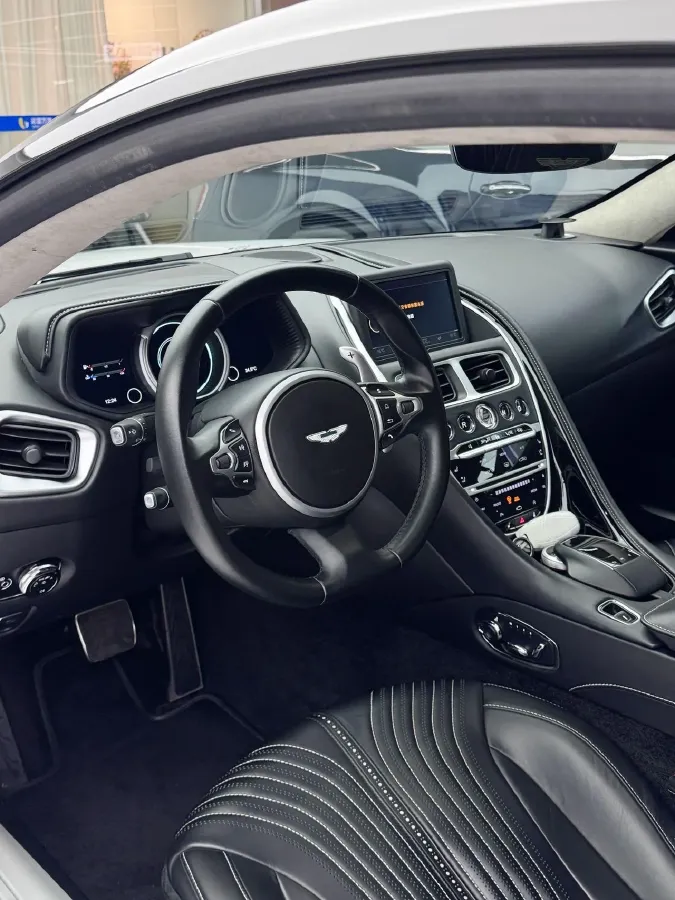 2019 Aston Martin DB11 4.0T 510HP V8 8AT,autocango,china used car exporter,china ev exporter,chinese used car exporter,chinese used ev exporter