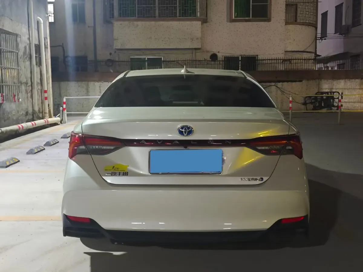 2023 Toyota Avalon 2.5L 178HP L4 E-CVT Hybrid,autocango,china used car exporter,china ev exporter,chinese used car exporter,chinese used ev exporter