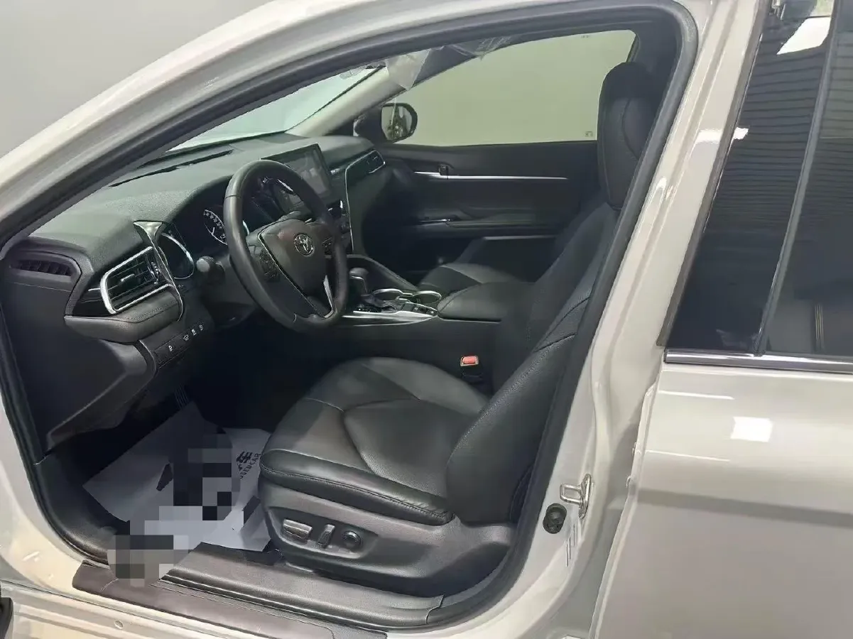 2023 Toyota Camry 2.0L 177HP L4 CVT,autocango,china used car exporter,china ev exporter,chinese used car exporter,chinese used ev exporter