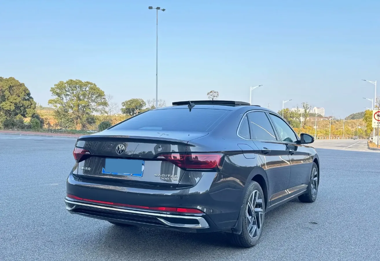 2023 Volkswagen Sagitar 1.5T 160HP L4 7DCT,autocango,china used car exporter,china ev exporter,chinese used car exporter,chinese used ev exporter