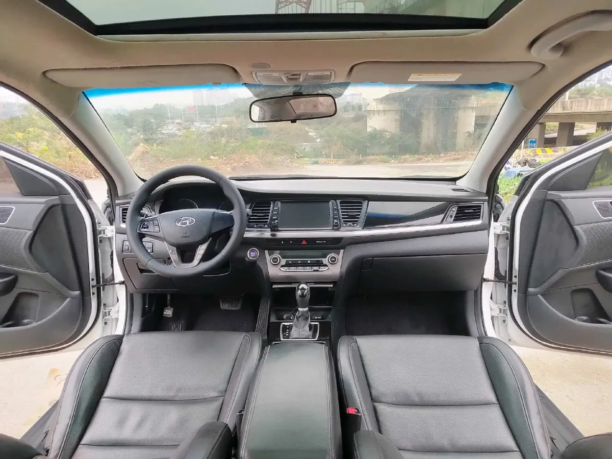 2017 Hyundai Mistra 1.8L 143HP L4 6AT,autocango,china used car exporter,china ev exporter,chinese used car exporter,chinese used ev exporter