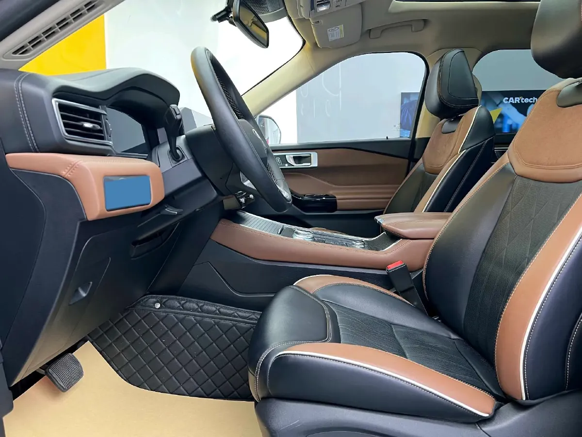 2023 Ford Explorer 2.3T 276HP L4 10AT,autocango,china used car exporter,china ev exporter,chinese used car exporter,chinese used ev exporter