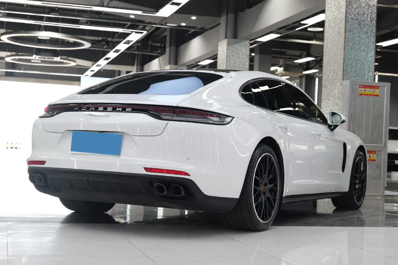 2021 Porsche Panamera 2.9T 330HP V6 8DCT,autocango,china used car exporter,china ev exporter,chinese used car exporter,chinese used ev exporter