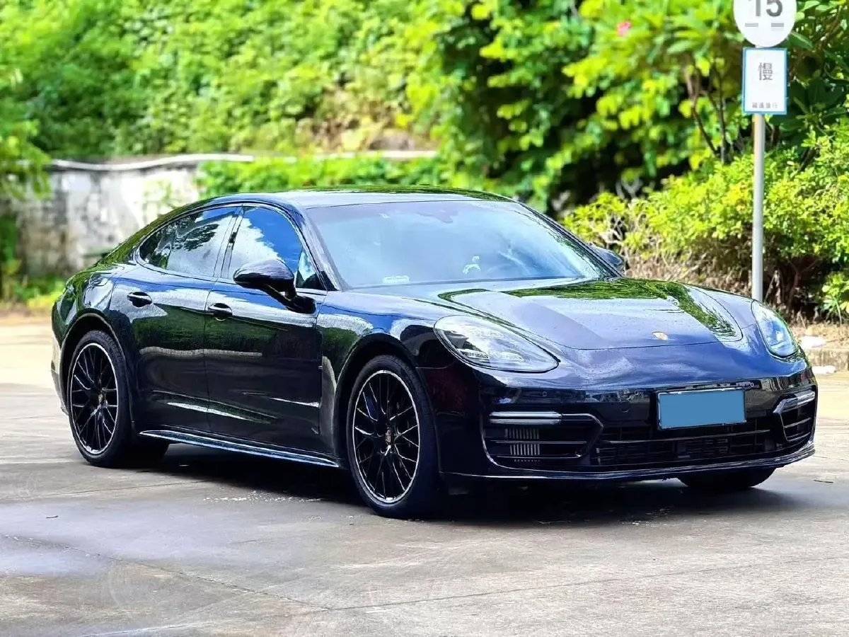 2021 Porsche Panamera 2.9T 330HP V6 8DCT,autocango,china used car exporter,china ev exporter,chinese used car exporter,chinese used ev exporter