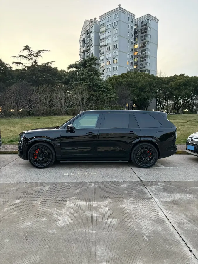 2025 Zeekr 9X 2.0T 279HP L4 1DHT PHEV,autocango,china used car exporter,china ev exporter,chinese used car exporter,chinese used ev exporter