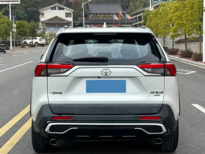 2021 Toyota RAV4 2.0L 171HP L4 CVT,autocango,china used car exporter,china ev exporter,chinese used car exporter,chinese used ev exporter