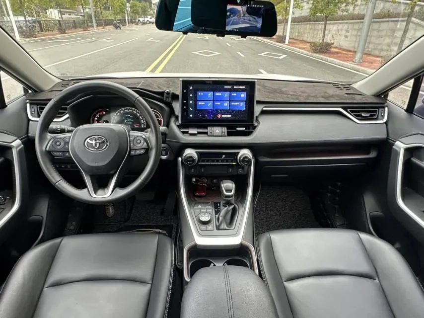 2021 Toyota RAV4 2.0L 171HP L4 CVT,autocango,china used car exporter,china ev exporter,chinese used car exporter,chinese used ev exporter