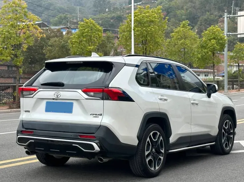 2021 Toyota RAV4 2.0L 171HP L4 CVT,autocango,china used car exporter,china ev exporter,chinese used car exporter,chinese used ev exporter
