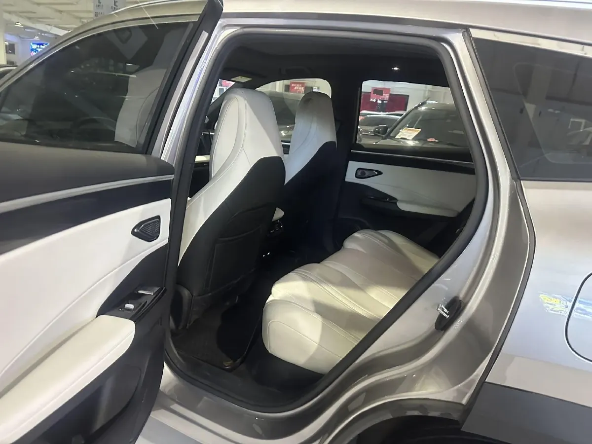 2023 Geely Galaxy L7 1.5T 163HP L4 3DHT PHEV 18.7KWH,autocango,china used car exporter,china ev exporter,chinese used car exporter,chinese used ev exporter