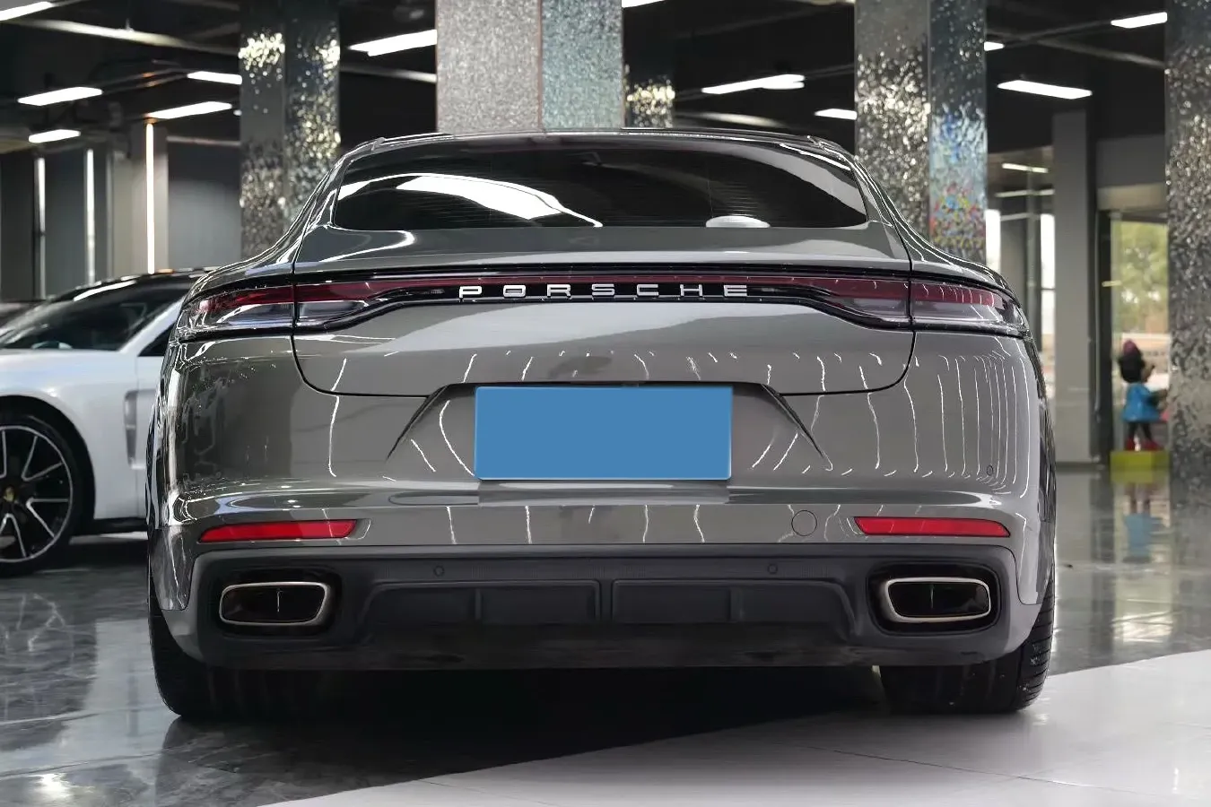 2021 Porsche Panamera 2.9T 330HP V6 8DCT,autocango,china used car exporter,china ev exporter,chinese used car exporter,chinese used ev exporter