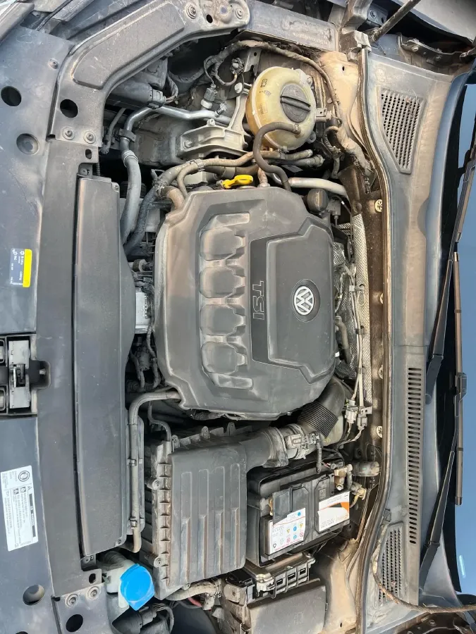 2019 Volvo V40 1.5T 152HP L4 6AT,autocango,china used car exporter,china ev exporter,chinese used car exporter,chinese used ev exporter