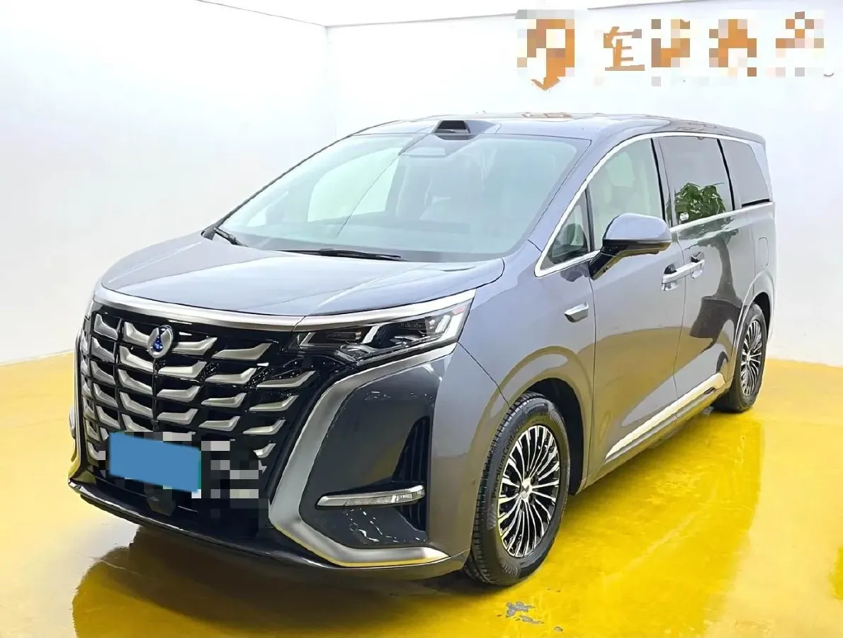 2025 Denza D9 1.5T 156HP L4 E-CVT PHEV 40KWH,autocango,china used car exporter,china ev exporter,chinese used car exporter,chinese used ev exporter