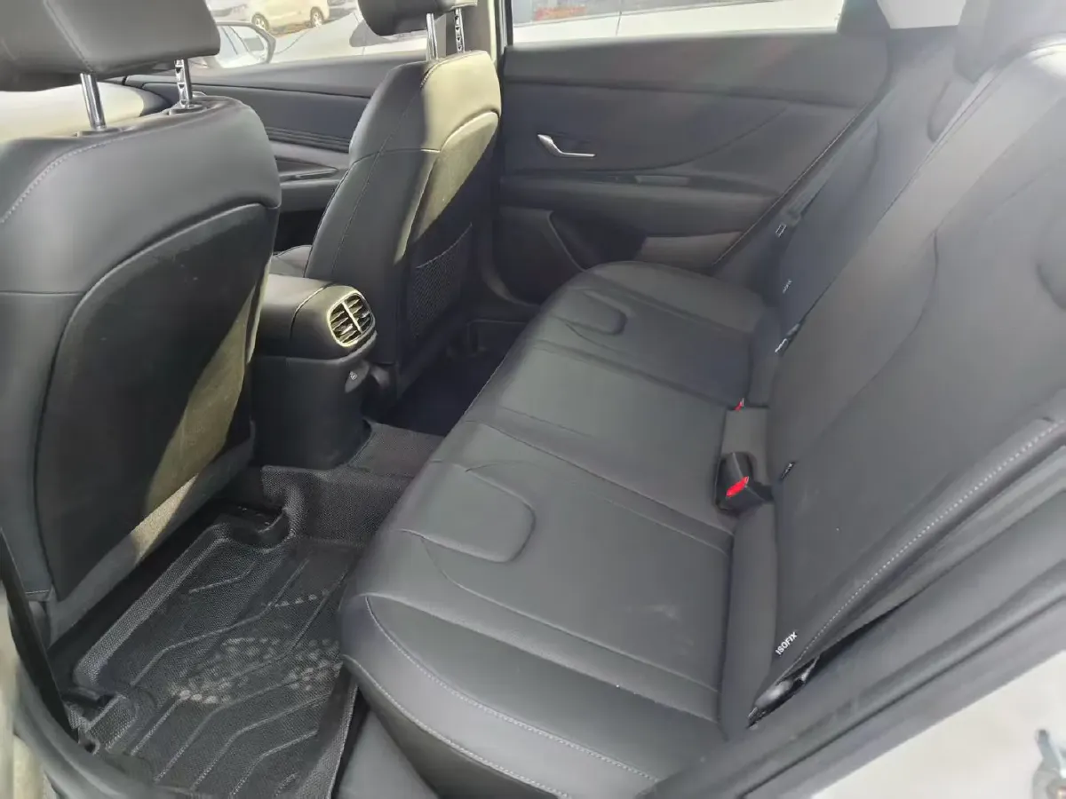 2022 Hyundai Elantra 1.5L 115HP L4 CVT,autocango,china used car exporter,china ev exporter,chinese used car exporter,chinese used ev exporter