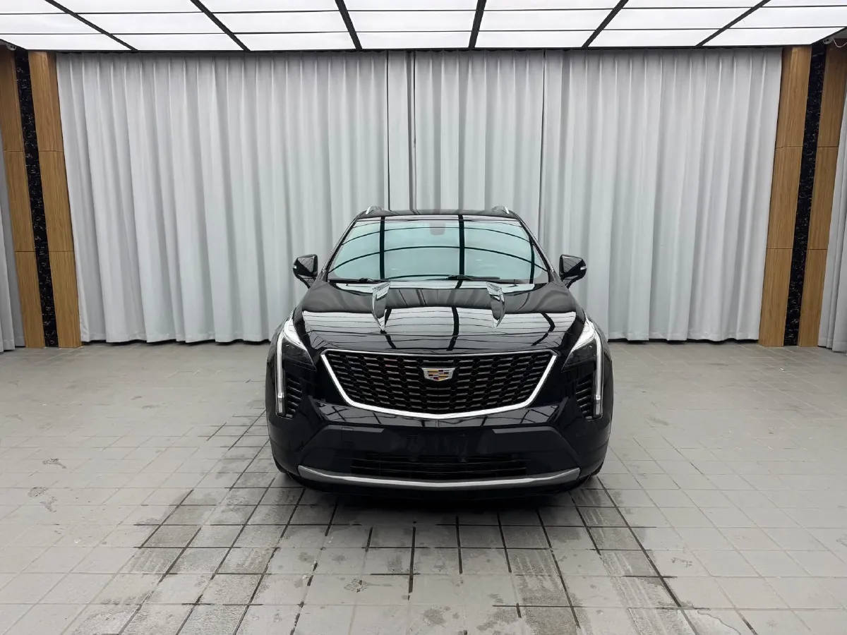 2020 Cadillac XT4 2.0T 241HP L4 9AT,autocango,china used car exporter,china ev exporter,chinese used car exporter,chinese used ev exporter