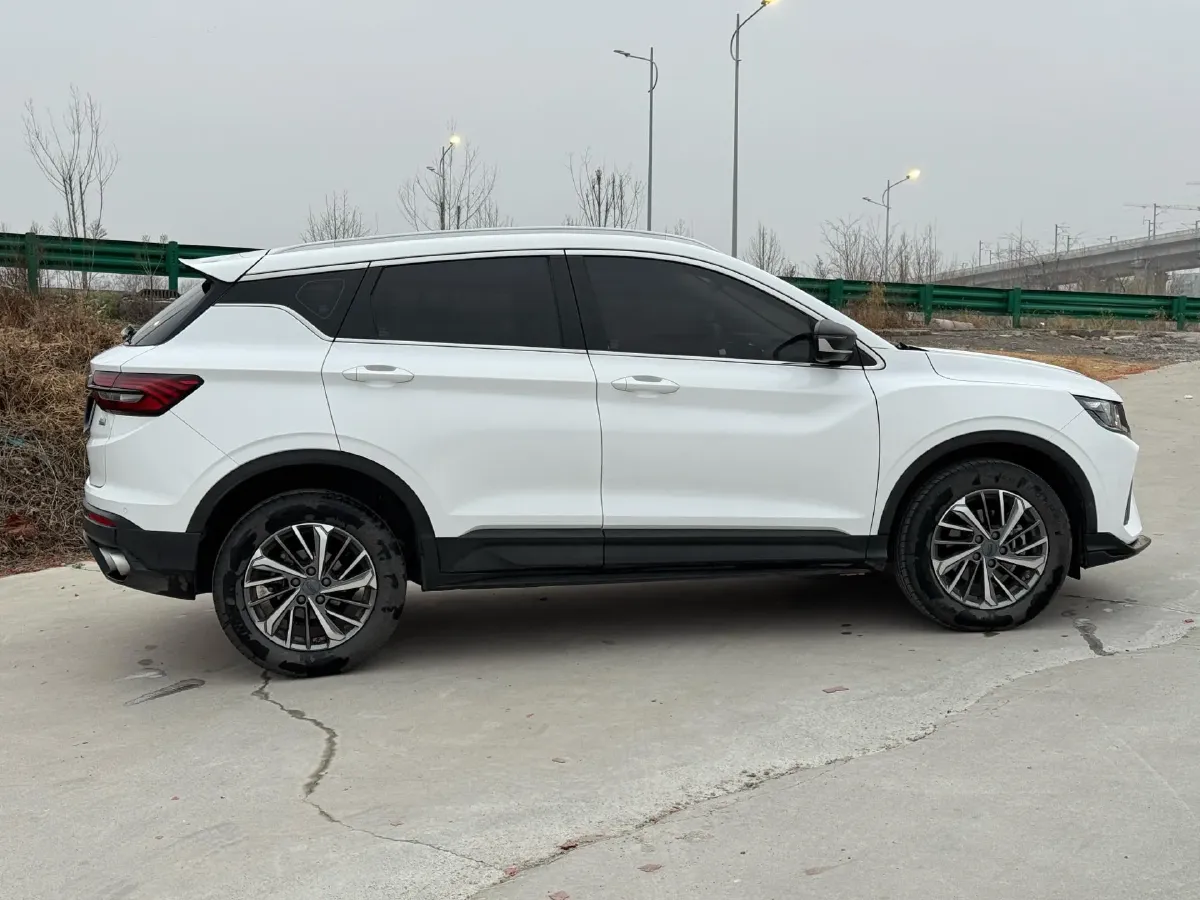 2023 Geely Coolray 1.4T 141HP L4 6MT,autocango,china used car exporter,china ev exporter,chinese used car exporter,chinese used ev exporter