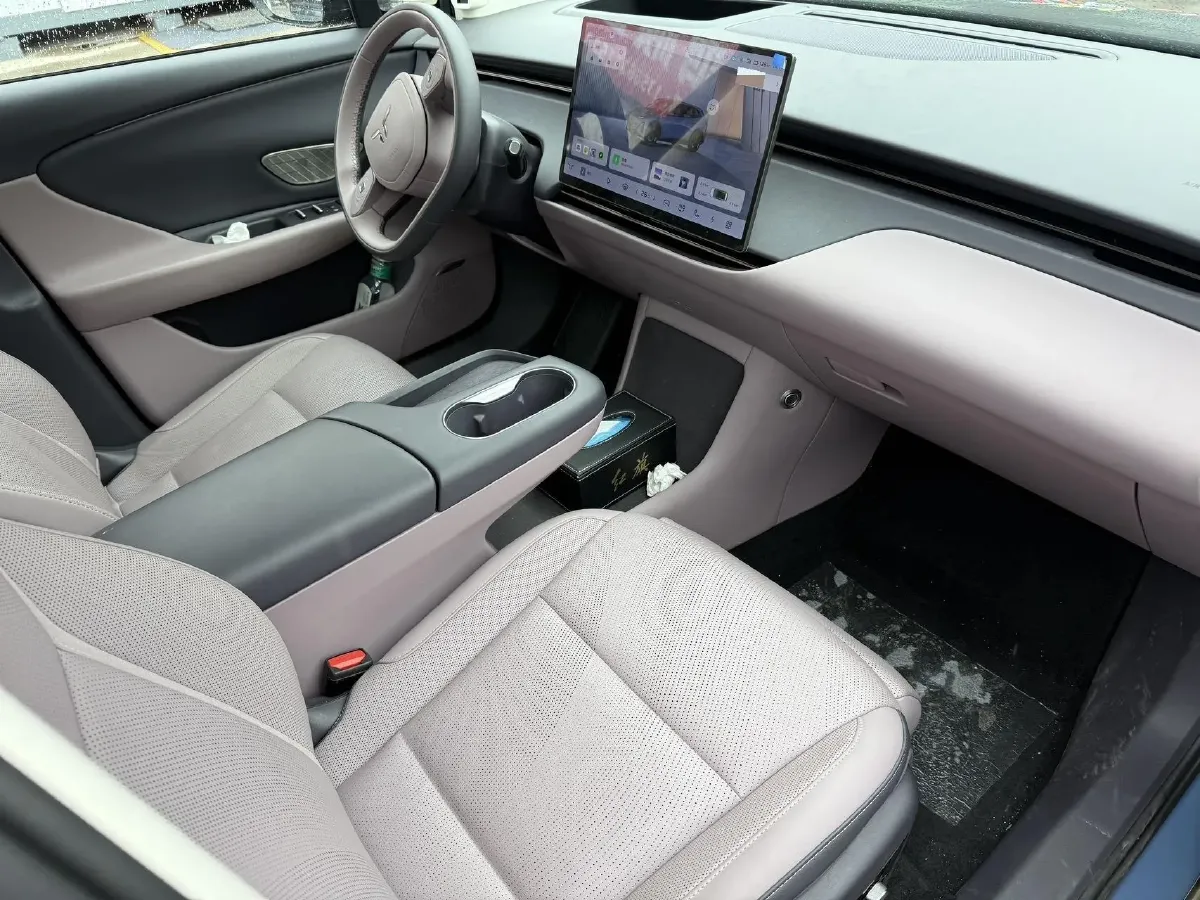 2025 HongQi TianGong 06 BEV,autocango,china used car exporter,china ev exporter,chinese used car exporter,chinese used ev exporter