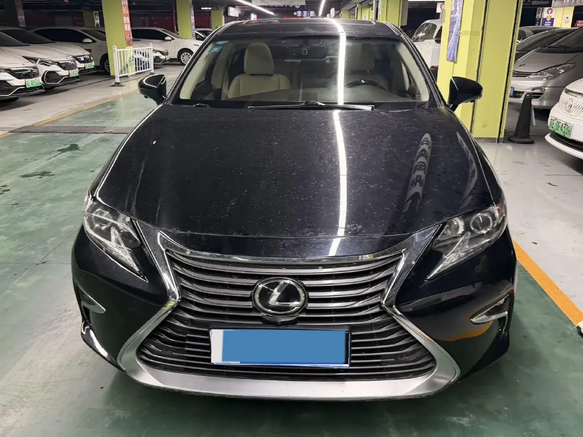 2015 Lexus ES 2.0L 167HP L4 6AT,autocango,china used car exporter,china ev exporter,chinese used car exporter,chinese used ev exporter