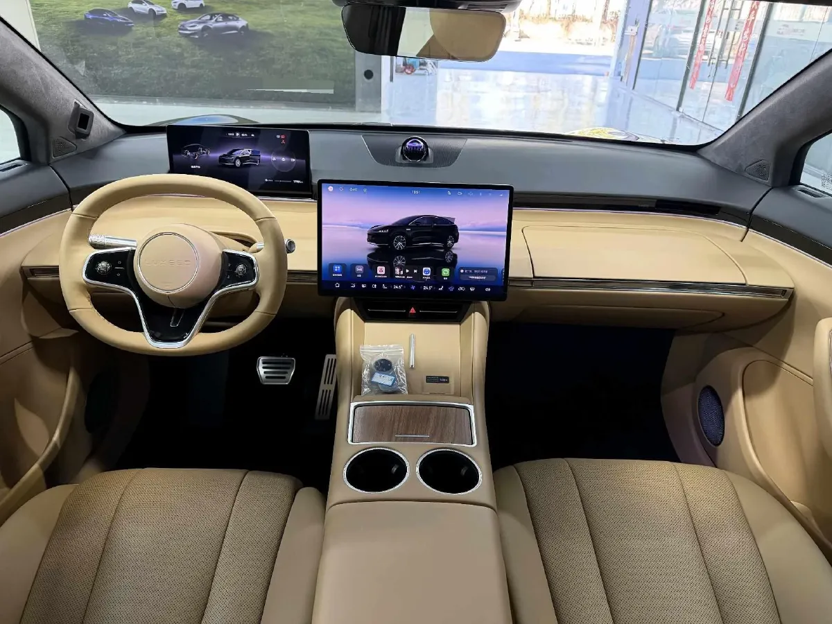 2025 Luxeed R7 REEV 156HP REEV 37KWH,autocango,china used car exporter,china ev exporter,chinese used car exporter,chinese used ev exporter