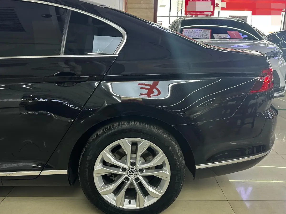 2018 Volkswagen Magotan 1.8T 180HP L4 7DCT,autocango,china used car exporter,china ev exporter,chinese used car exporter,chinese used ev exporter