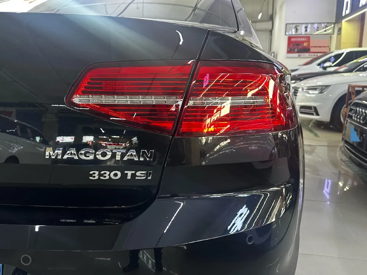 2018 Volkswagen Magotan 1.8T 180HP L4 7DCT,autocango,china used car exporter,china ev exporter,chinese used car exporter,chinese used ev exporter