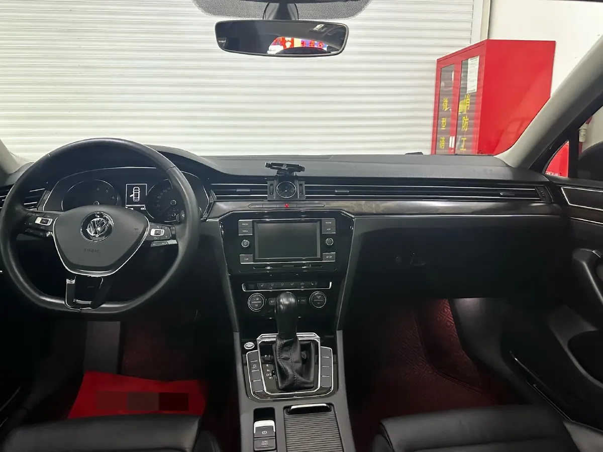 2018 Volkswagen Magotan 1.8T 180HP L4 7DCT,autocango,china used car exporter,china ev exporter,chinese used car exporter,chinese used ev exporter
