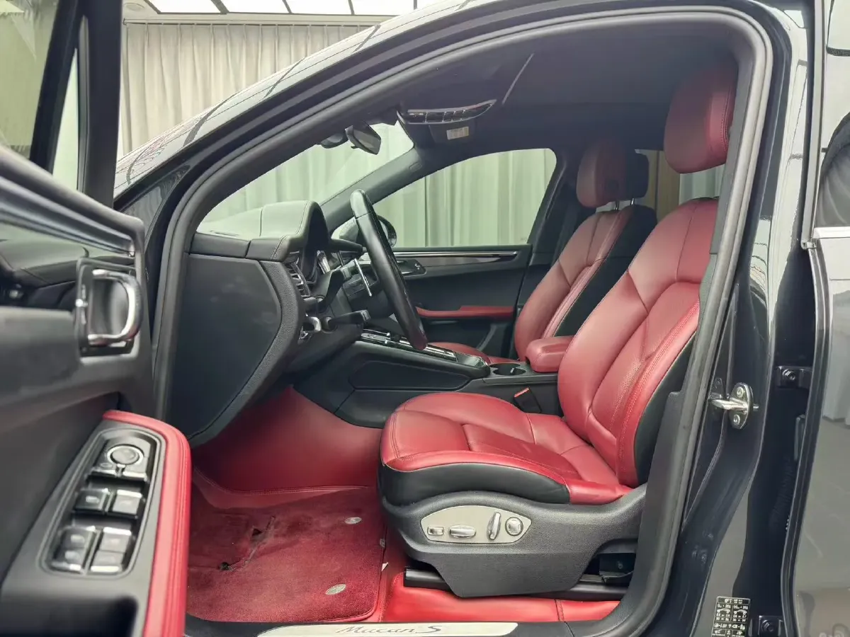 2023 Porsche Macan 2.9T 380HP V6 7DCT,autocango,china used car exporter,china ev exporter,chinese used car exporter,chinese used ev exporter