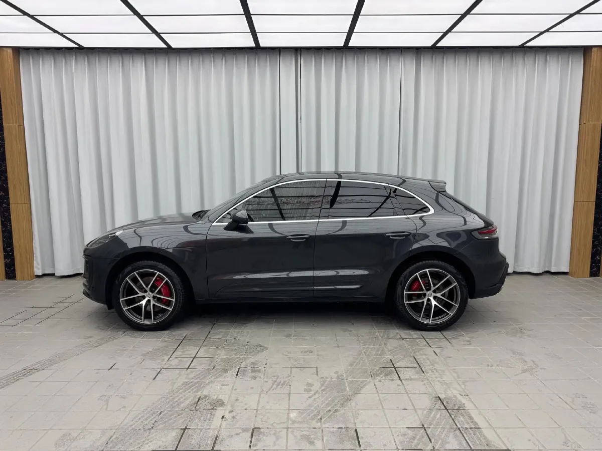 2023 Porsche Macan 2.9T 380HP V6 7DCT,autocango,china used car exporter,china ev exporter,chinese used car exporter,chinese used ev exporter