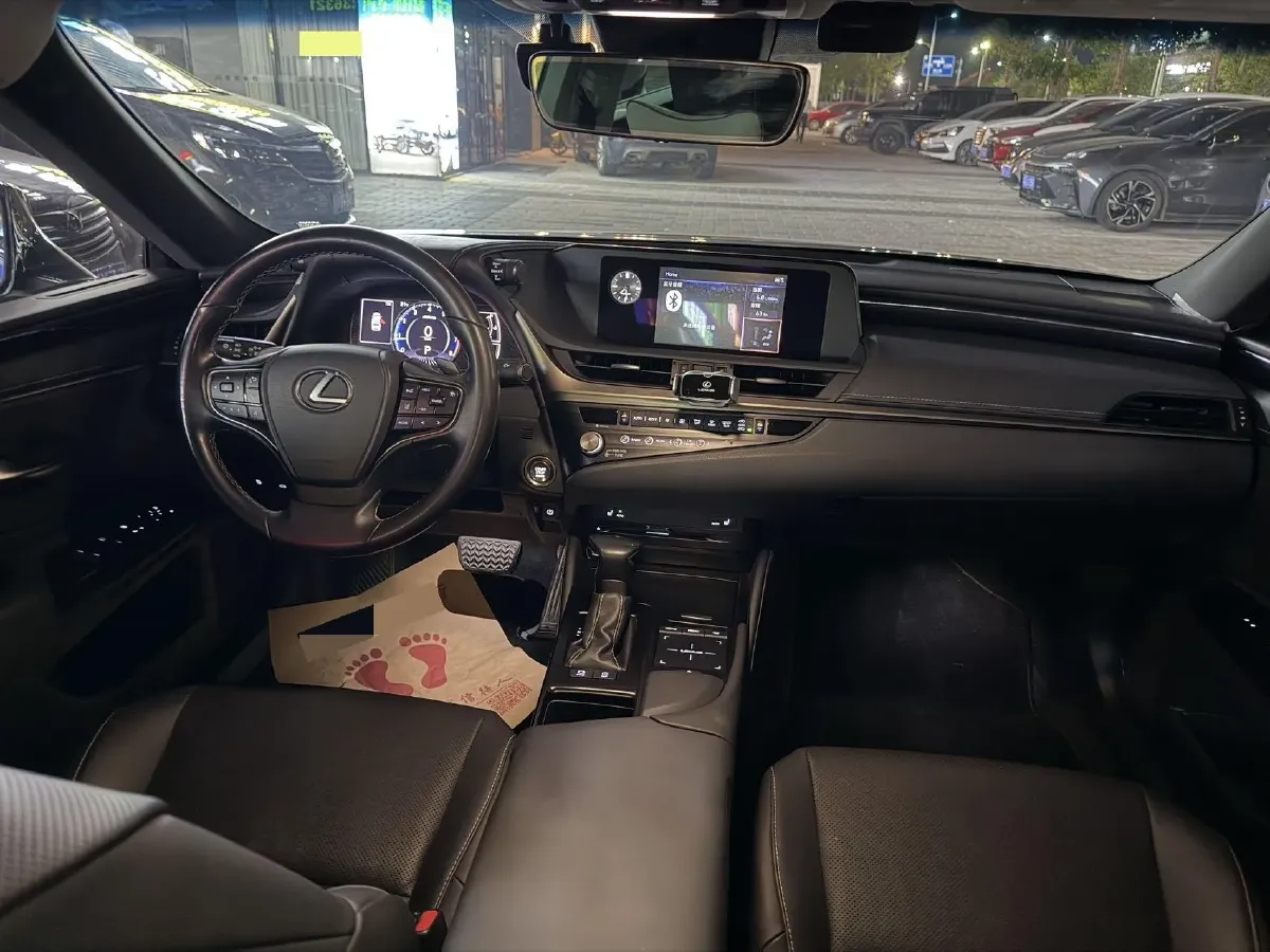 2020 Lexus ES 2.0L 173HP L4 CVT,autocango,china used car exporter,china ev exporter,chinese used car exporter,chinese used ev exporter