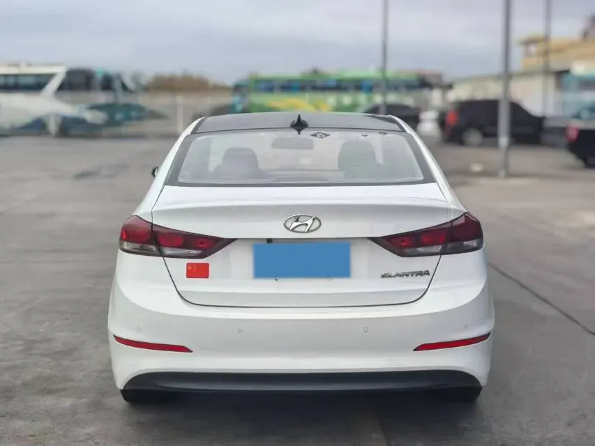 2016 Hyundai Elantra 1.6L 128HP L4 6MT,autocango,china used car exporter,china ev exporter,chinese used car exporter,chinese used ev exporter