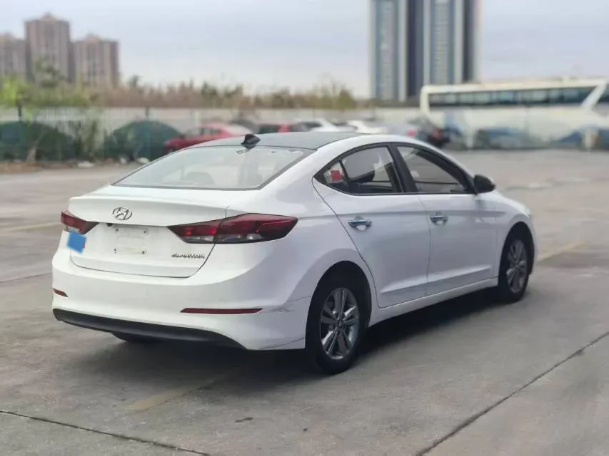 2016 Hyundai Elantra 1.6L 128HP L4 6MT,autocango,china used car exporter,china ev exporter,chinese used car exporter,chinese used ev exporter