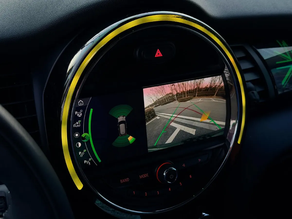 2021 MINI MINI 1.5T 136HP L3 7DCT,autocango,china used car exporter,china ev exporter,chinese used car exporter,chinese used ev exporter