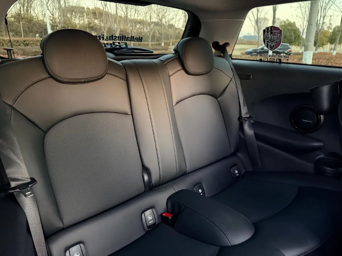 2021 MINI MINI 1.5T 136HP L3 7DCT,autocango,china used car exporter,china ev exporter,chinese used car exporter,chinese used ev exporter