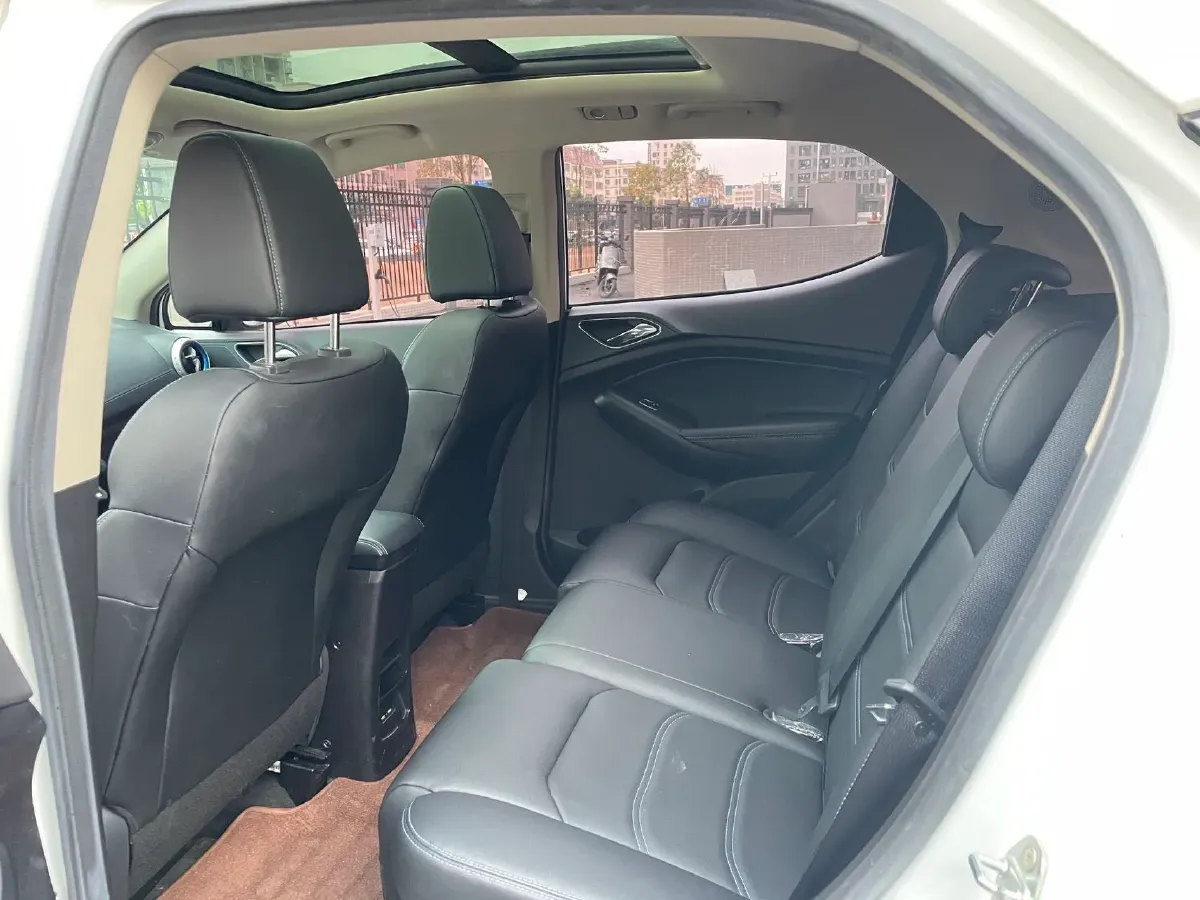 2018 BYD Yuan BEV 42KWH,autocango,china used car exporter,china ev exporter,chinese used car exporter,chinese used ev exporter