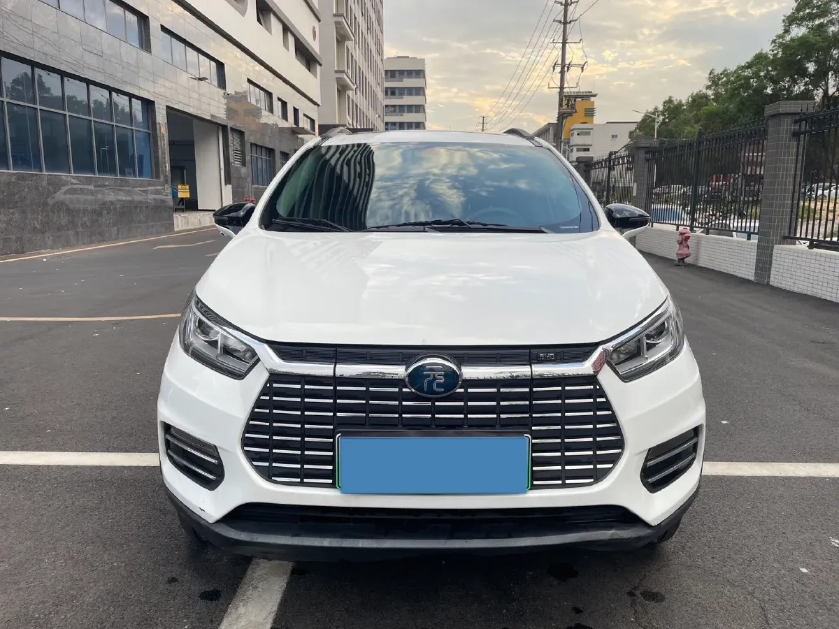 2018 BYD Yuan BEV 42KWH,autocango,china used car exporter,china ev exporter,chinese used car exporter,chinese used ev exporter