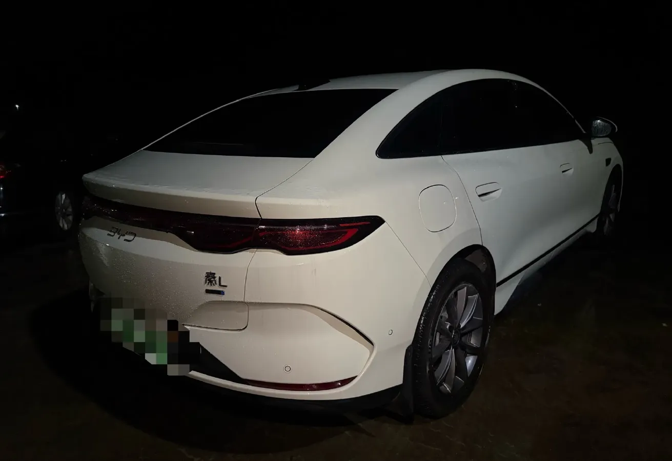 2025 BYD QinL BEV,autocango,china used car exporter,china ev exporter,chinese used car exporter,chinese used ev exporter